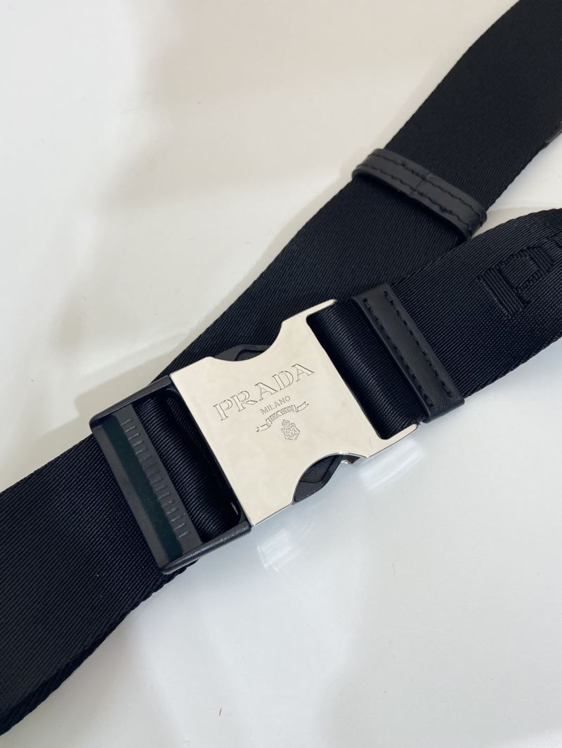 Pra*a waist chest packs